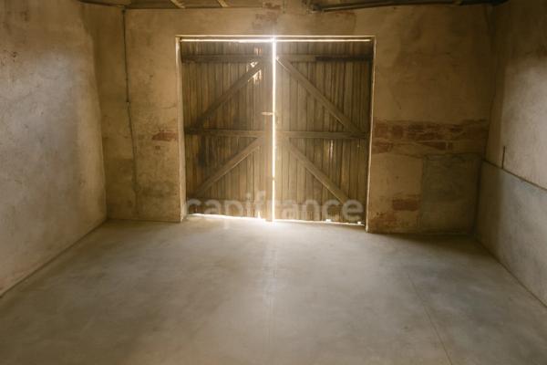 🌿 Maison de 7pièces à fort potentiel – Un écrin à réinventer au Passage d’Agen