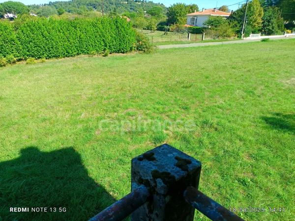 🌿 Maison de 7pièces à fort potentiel – Un écrin à réinventer au Passage d’Agen