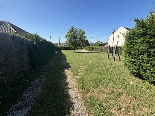 Guérard (77580) Terrain constructible 1144m2