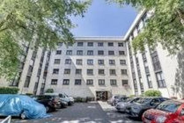 Appartement lumineux 5 pièces de 81m2 en vente, situé à Grigny