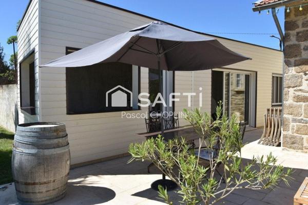 Charmante maison en pierres avec piscine au calme