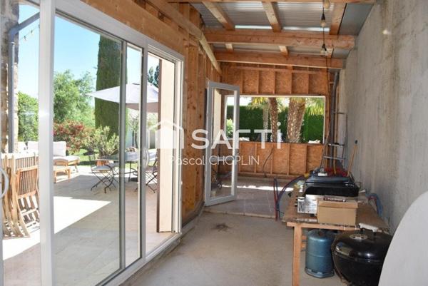 Charmante maison en pierres avec piscine au calme