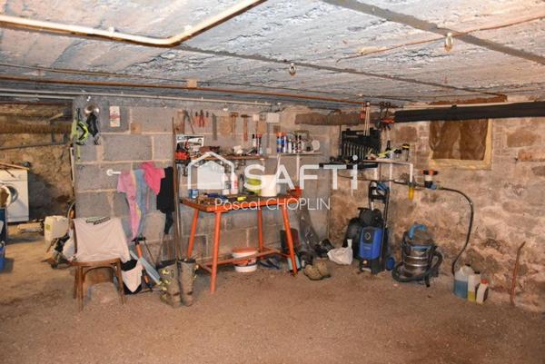 Charmante maison en pierres avec piscine au calme