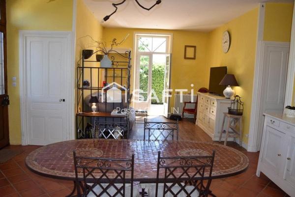 Charmante maison en pierres avec piscine au calme