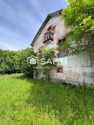 Maison à rénover dans un havre de paix
