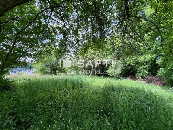 Maison à rénover dans un havre de paix