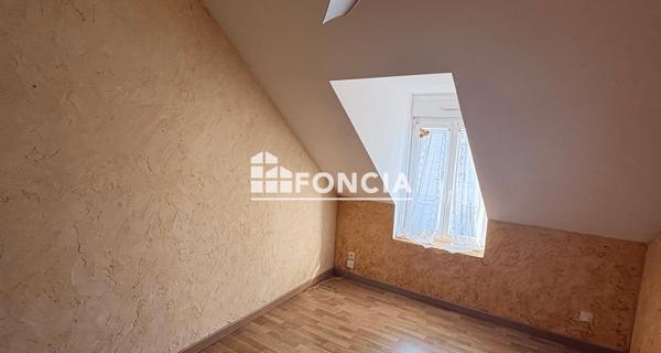 À vendre Maison 4 pièces 160.09 m² - Connerré 72160