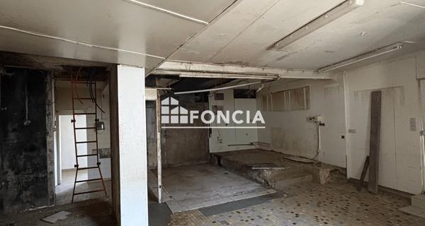 À vendre Maison 4 pièces 160.09 m² - Connerré 72160