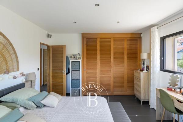 Sanary-sur-Mer, Appartement 3 Chambres -  172 m² à vendre