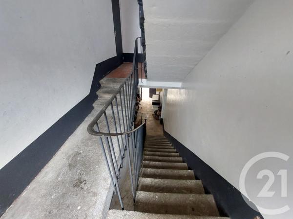 Appartement F3 à vendre  12 pièces - 196,04 m 2   LA GRAND COMBE  - 30