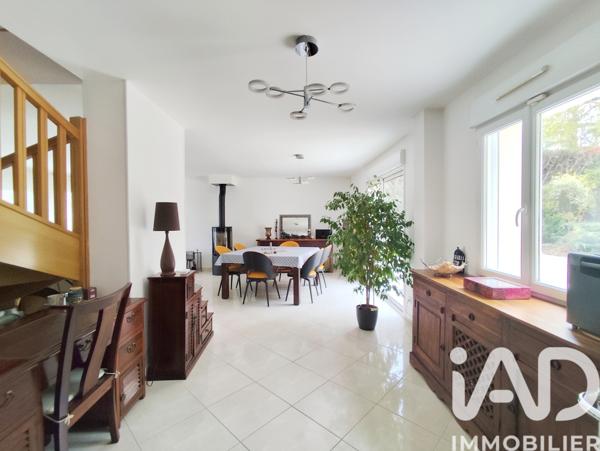 Maison à vendre 7 pièces 172 m² La Ville-du-Bois