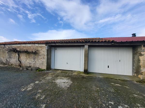Maison type fermette 4 chambres à vendre à Moreilles