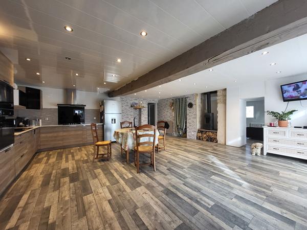 Maison type fermette 4 chambres à vendre à Moreilles