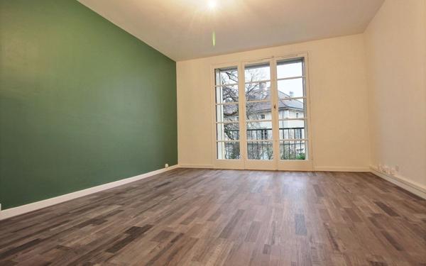 Appartement à louer    3 pièces • 57,30 m2 Morestel