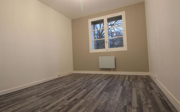 Appartement à louer    3 pièces • 57,30 m2 Morestel