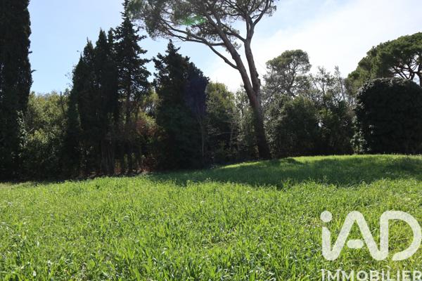 Terrain à vendre 614 m² Escales