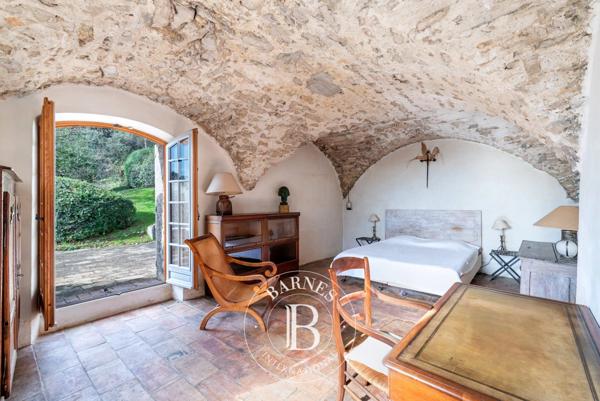 La Colle-sur-Loup, Propriété 4 Chambres -  197 m² à vendre