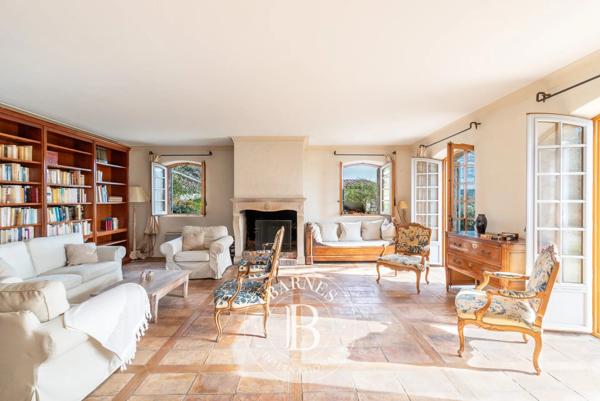 La Colle-sur-Loup, Propriété 4 Chambres -  197 m² à vendre