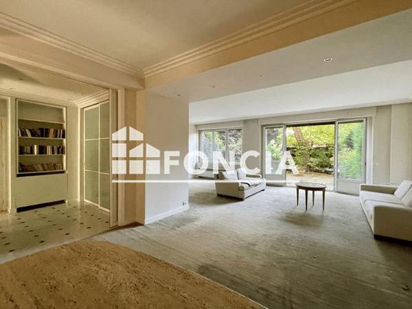 À vendre Appartement 3 pièces 90.55 m² - Paris 75116