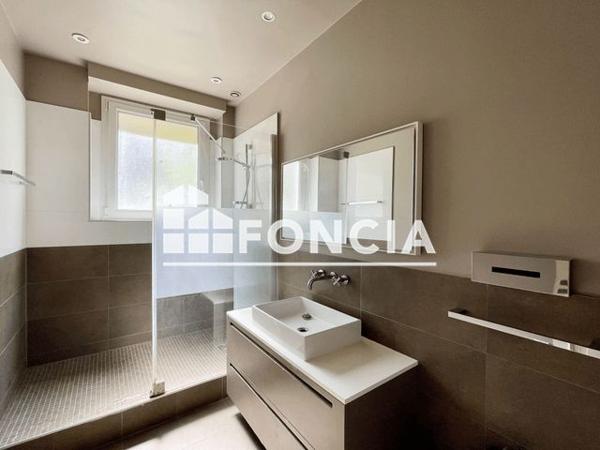 À vendre Appartement 3 pièces 90.55 m² - Paris 75116