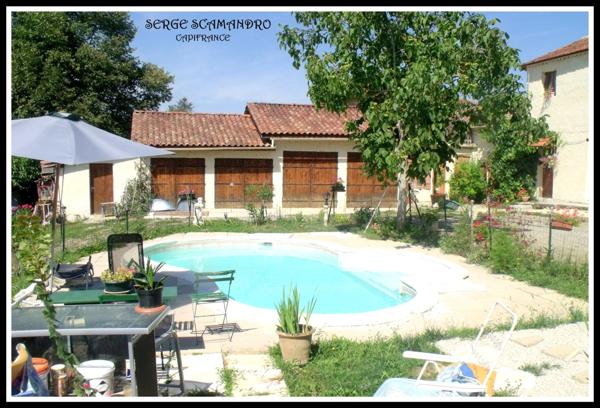 Dpt Gers (32), à vendre MASSEUBE maison 4 chambres - 4 salles d'eau terrain de 1,8 ha VUE SUR LES PYRENEES