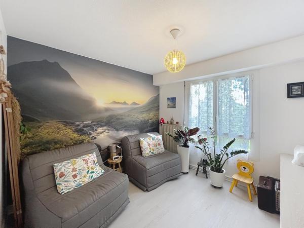 Fontaine d'Arlac. T3 avec loggia et place de parking.