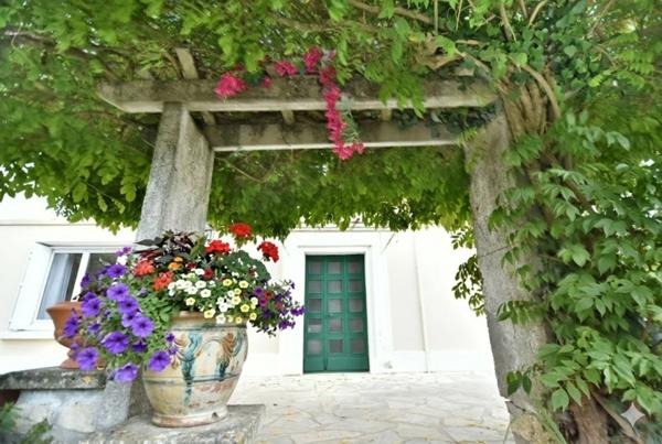 Maison à vendre 6 pièces SAINT YRIEIX SUR CHARENTE (16)