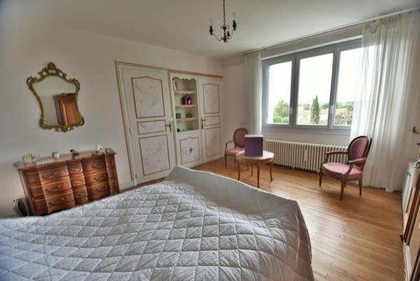 Maison à vendre 6 pièces SAINT YRIEIX SUR CHARENTE (16)