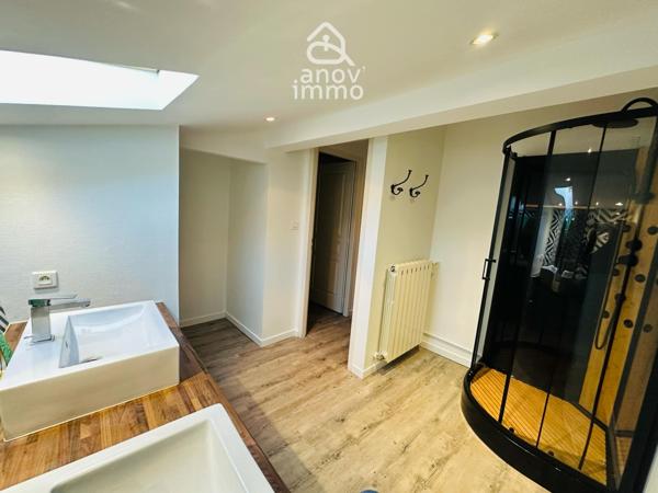Maison
                                                                                                                                                                                                                                                                                                                        5 pièce(s)                                                                                                                                                                                                          3 chambre(s)                                                                                                                                                                                                          105  m²