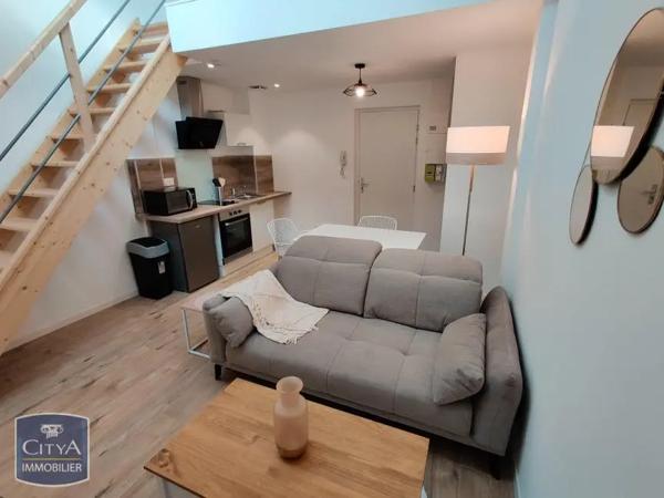 Appartement à louer 1 pièce 27.47m²