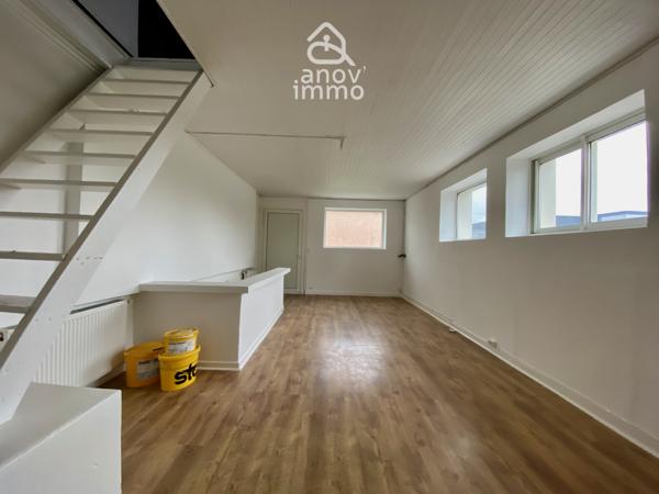 Maison
                                                                                                                                                                                                                                                                                                                        4 pièce(s)                                                                                                                                                                                                          3 chambre(s)                                                                                                                                                                                                          107  m²