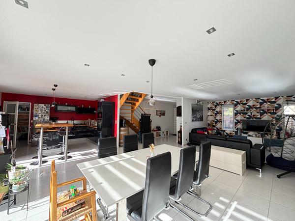 EXCLUSIVITE - Maison contemporaine - Bourgbarré - 4 chambres -172 m²