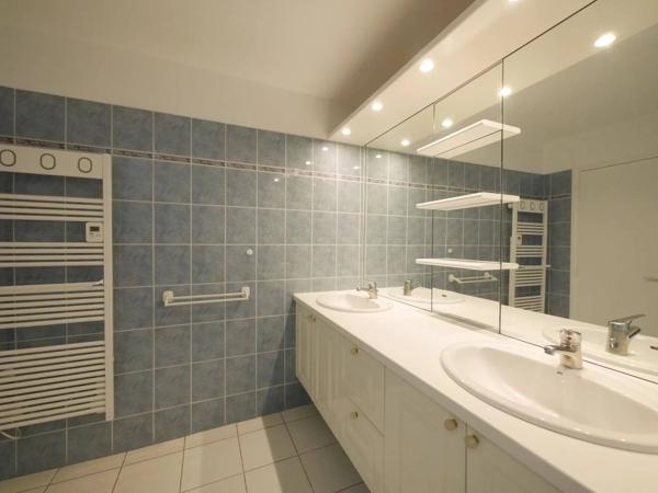 appartement avec cave et balcon