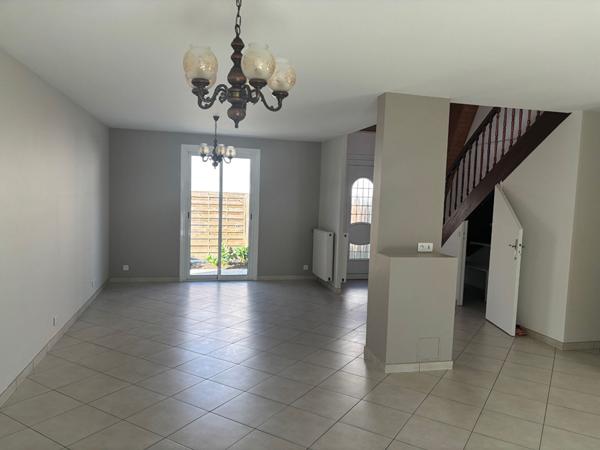 Maison CARQUEFOU - 6 pièces - 161 m2 au sol