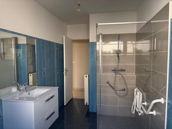 Maison CARQUEFOU - 6 pièces - 161 m2 au sol