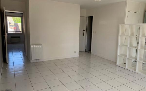 Appartement à louer    2 pièces • 42,37 m2 Saint-Rémy-lès-Chevreuse