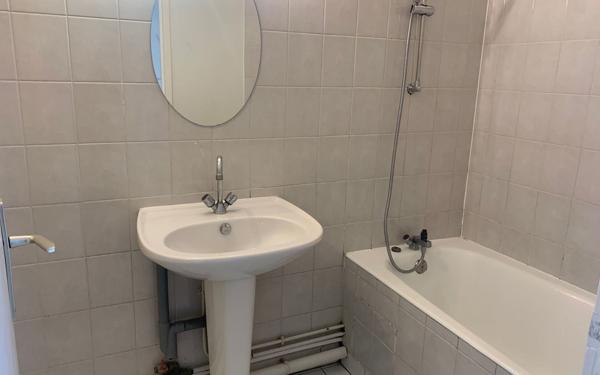 Appartement à louer    2 pièces • 42,37 m2 Saint-Rémy-lès-Chevreuse