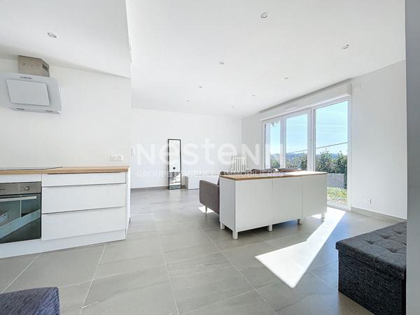 Maison à vendre à Peymeinade - 3 chambres, garage double, vue dégagée