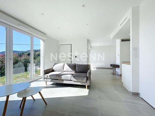 Maison à vendre à Peymeinade - 3 chambres, garage double, vue dégagée