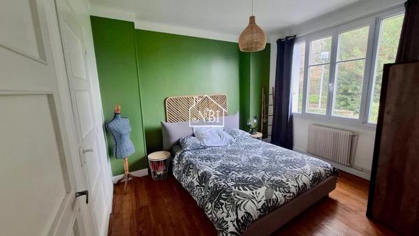 À LOUER Maison de ville 2 Chambres 90 m2 LAVAL HYPER CENTRE