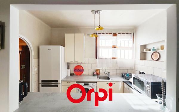 Maison à vendre    2 pièces • 82 m2 Bandol