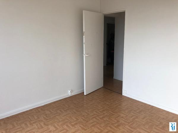 MONT SAINT AIGNAN A COTE DES UNIVERSITES - F4 de 73,57 m²  avec balcon