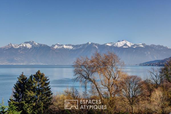 Une villa singulière face au Léman