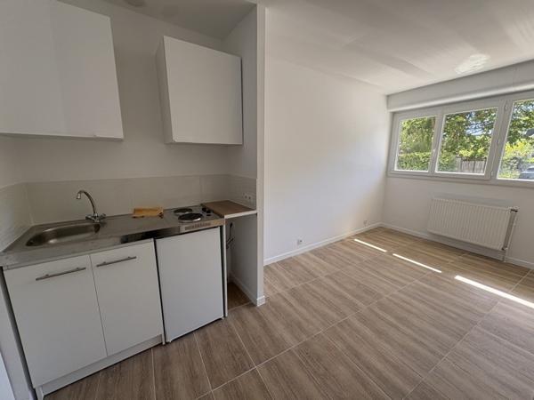 Appartement à louer 650 € CC Talence 1 pièce 19 m² DPE D