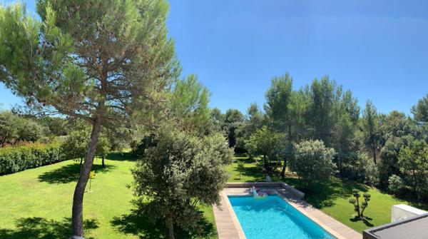 VILLA CONTEMPORAINE SAINT DIDIER