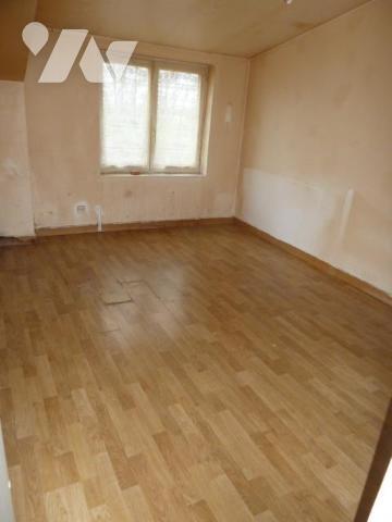 Bâtiment commercial et d'activités à VENDRE à PROVILLE