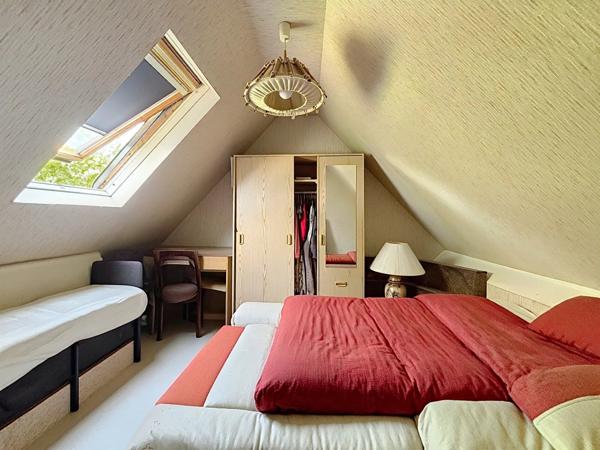 Vente                                                      Maison
                        
                     7 pièces                      118 m2                     à Yerres