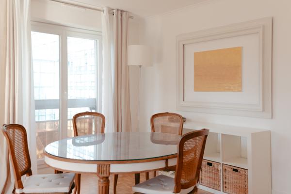 Appartement à louer 4 164 € CC PARIS 15 4 p 110 m² DPE E