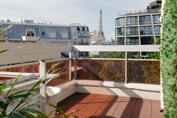 Appartement à louer 4 164 € CC PARIS 15 4 p 110 m² DPE E