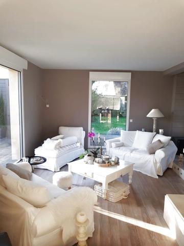 Maison
                                                                                                                                                                                                                                                                                                                        5 pièce(s)                                                                                                                                                                                                          3 chambre(s)                                                                                                                                                                                                          145  m²